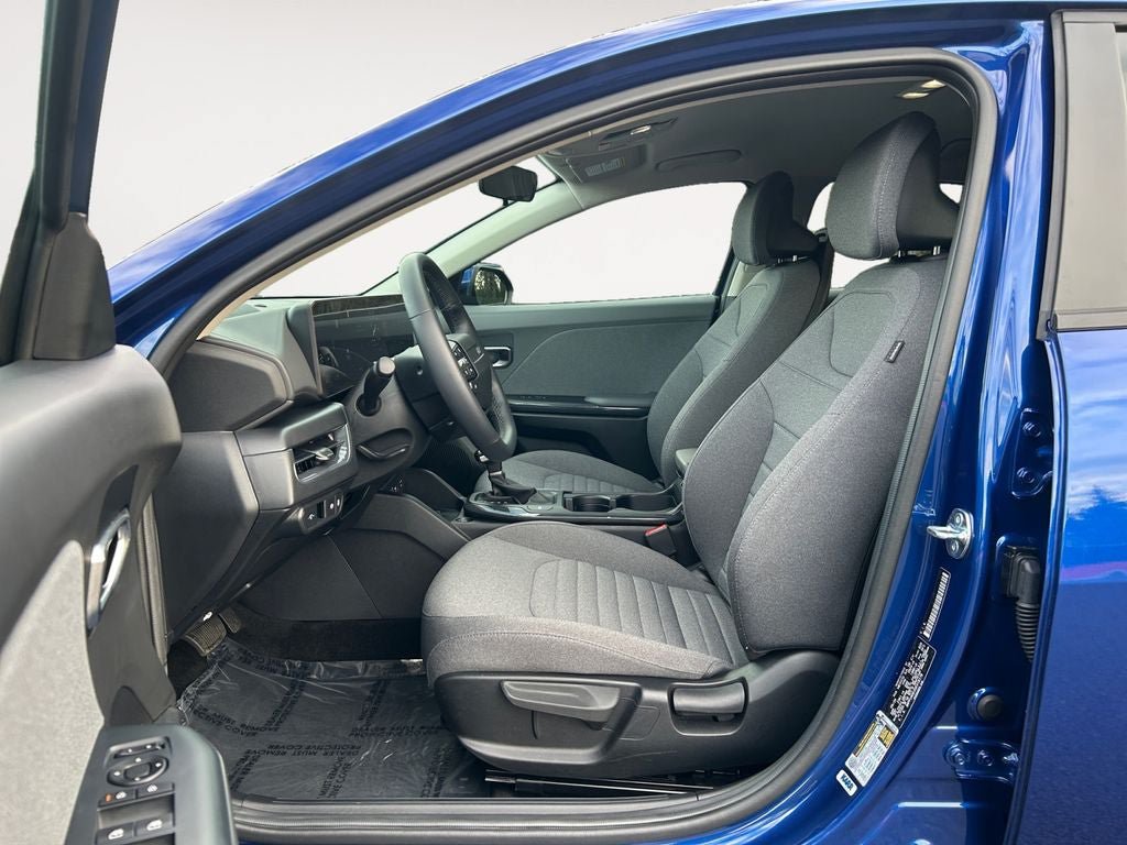 Used 2025 Kia K4 EX FWD image 16
