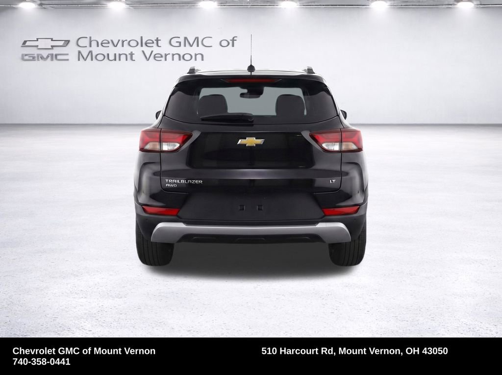 Used 2025 Chevrolet TrailBlazer LT AWD/4WD image 32