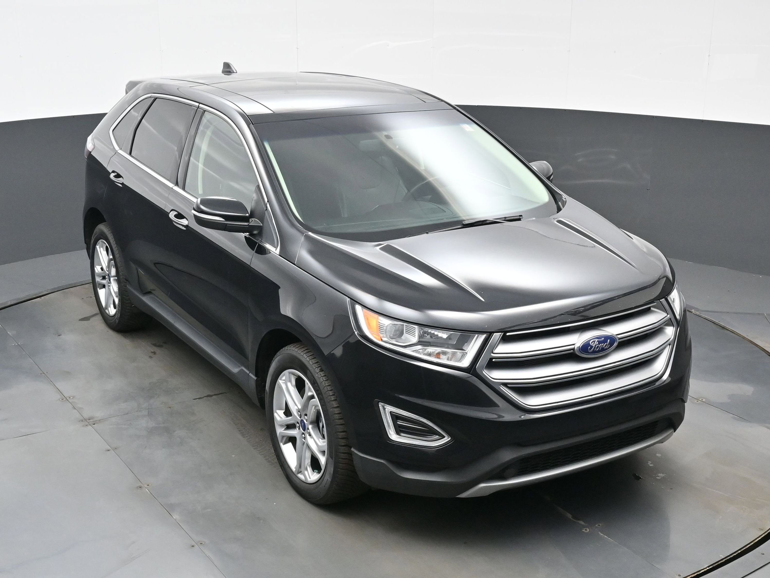 Used 2017 Ford Edge Titanium w/ Canadian Touring Package AWD/4WD image 41