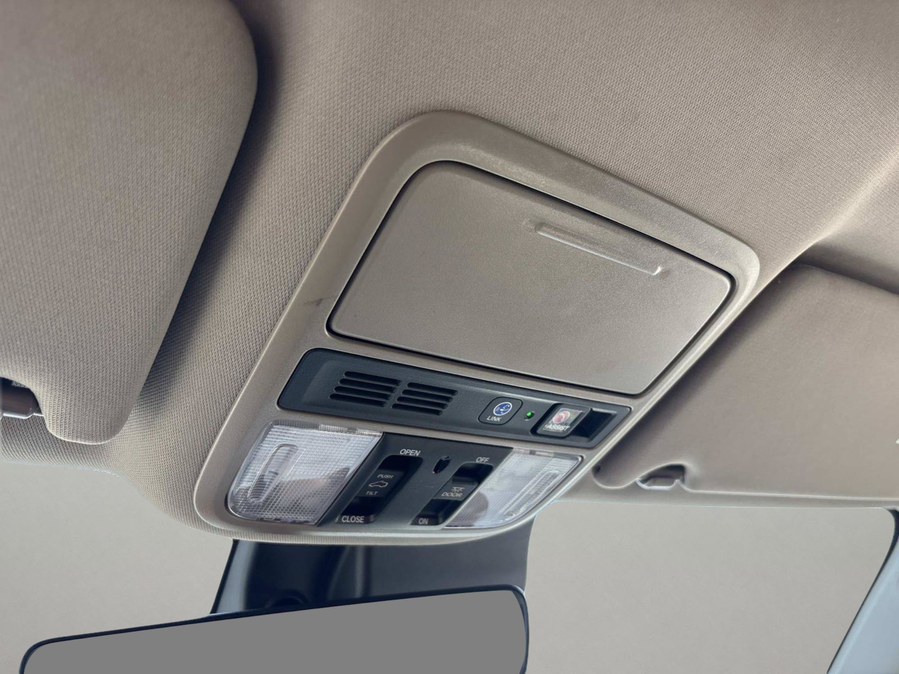 Used 2020 Honda Pilot Touring image 33