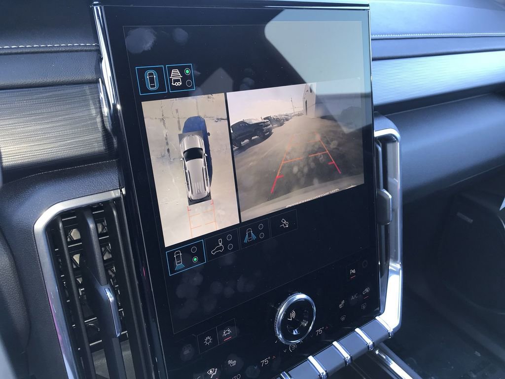 New 2026 GMC Acadia Elevation w/ Black Edition AWD/4WD image 17