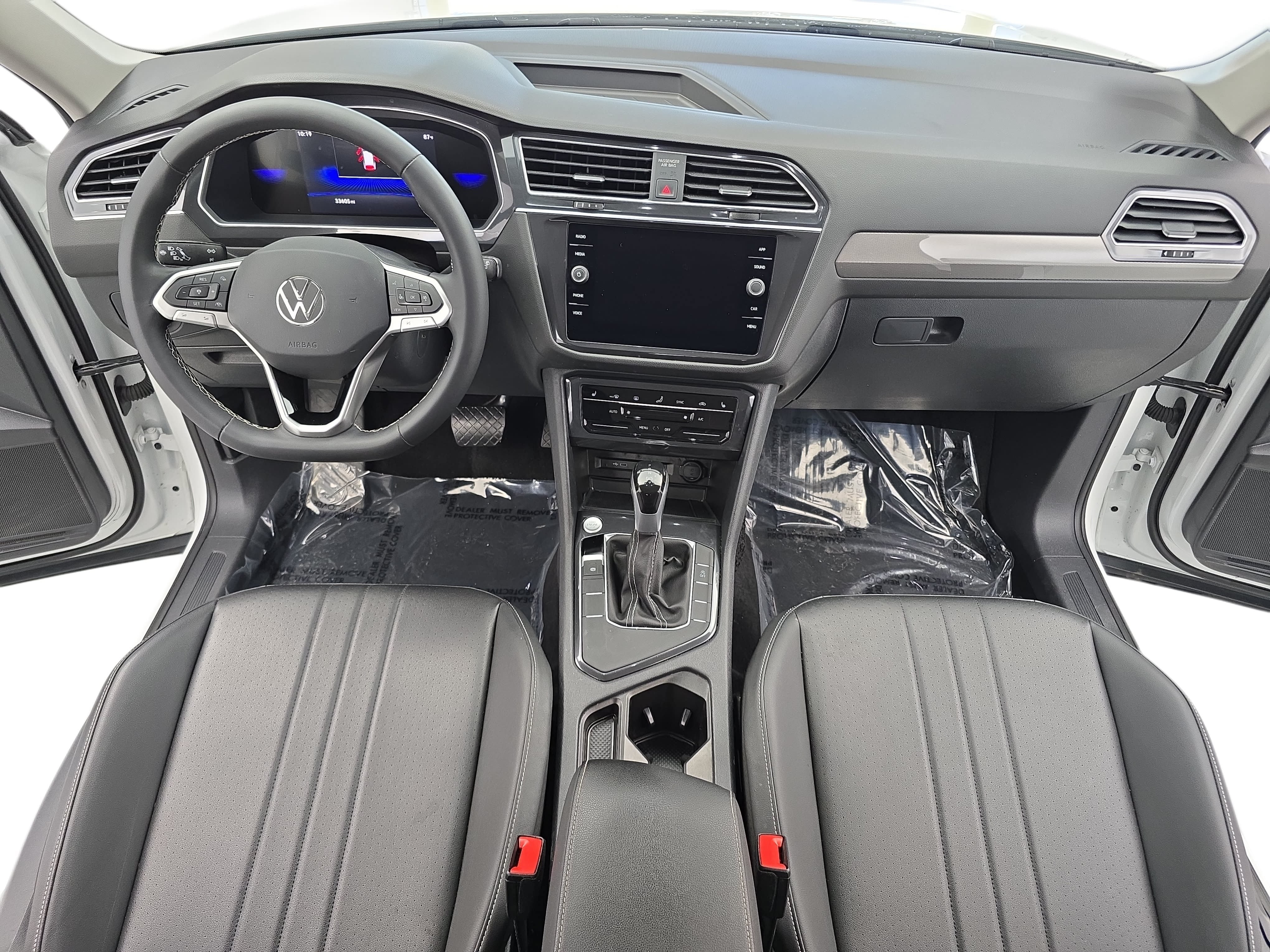 Used 2023 Volkswagen Tiguan SE FWD image 9