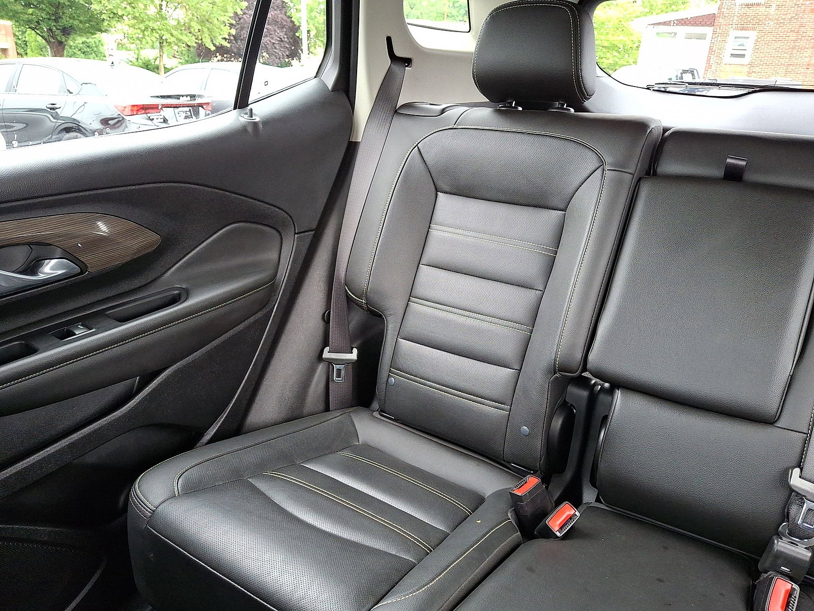 Used 2023 GMC Terrain Denali image 15