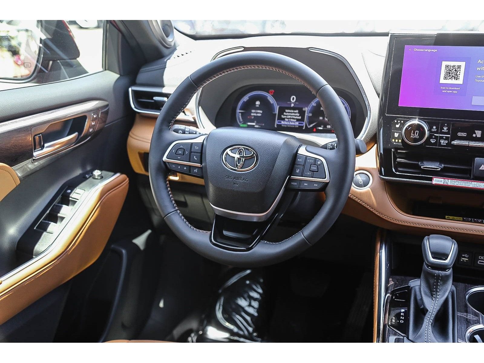 Used 2026 Toyota Highlander Platinum AWD/4WD image 13