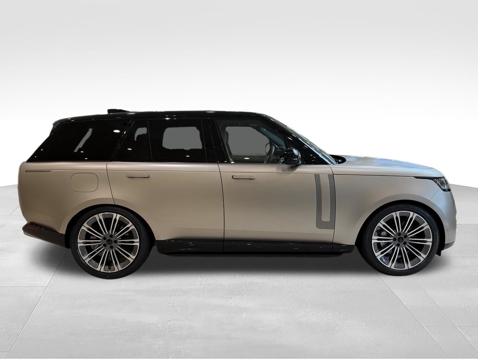 New 2026 Land Rover Range Rover SE AWD/4WD image 7