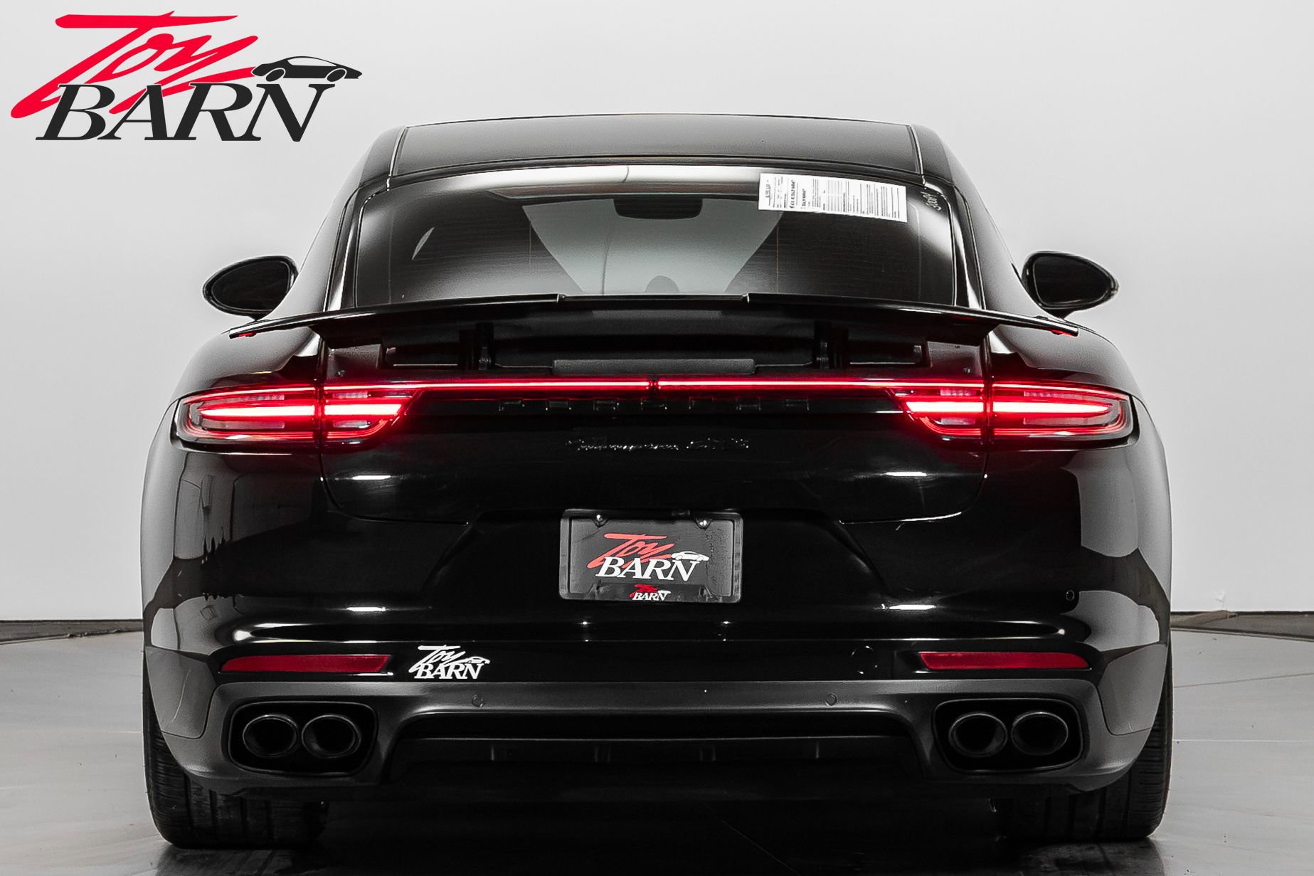 Used 2019 Porsche Panamera GTS image 4