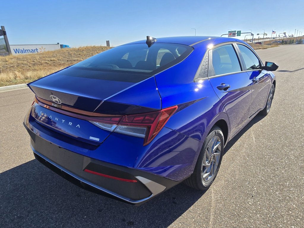New 2026 Hyundai Elantra Blue image 5