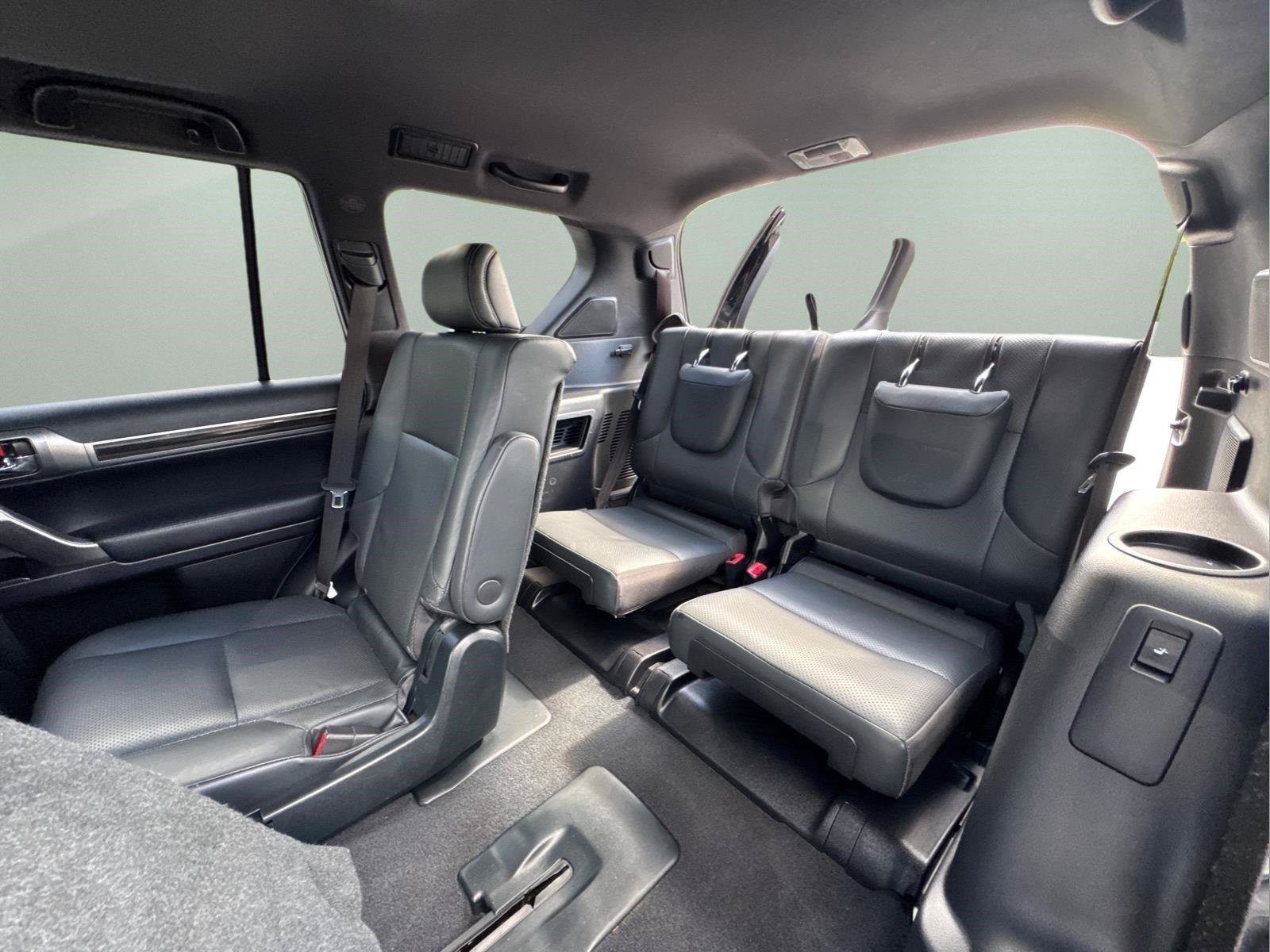 Used 2022 Lexus GX 460 Luxury w/ Sport Design Package AWD/4WD image 13
