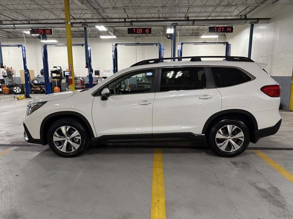 Certified 2023 Subaru Ascent Premium w/ Convenience Package AWD/4WD image 5