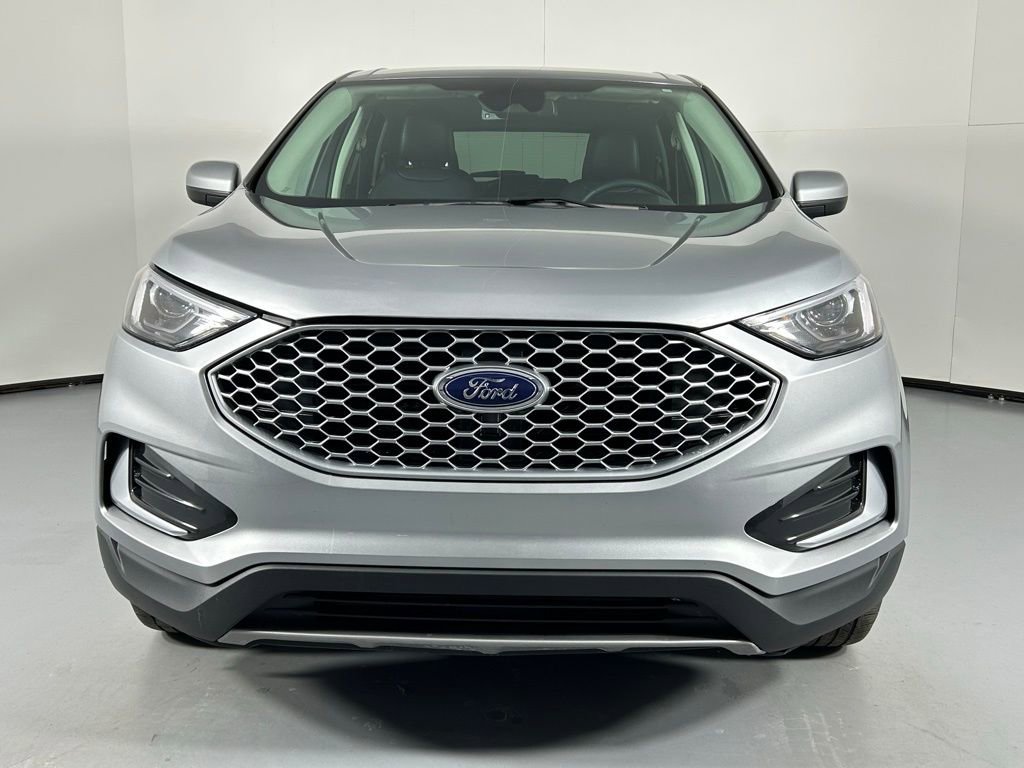 Used 2024 Ford Edge SEL image 2