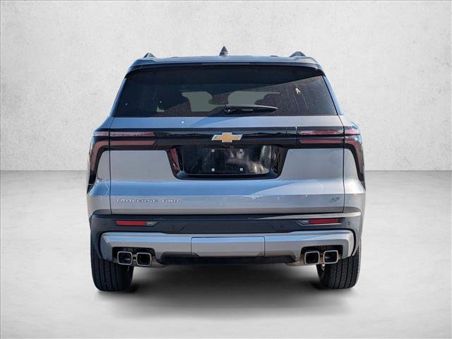 Used 2024 Chevrolet Traverse LT AWD/4WD image 6