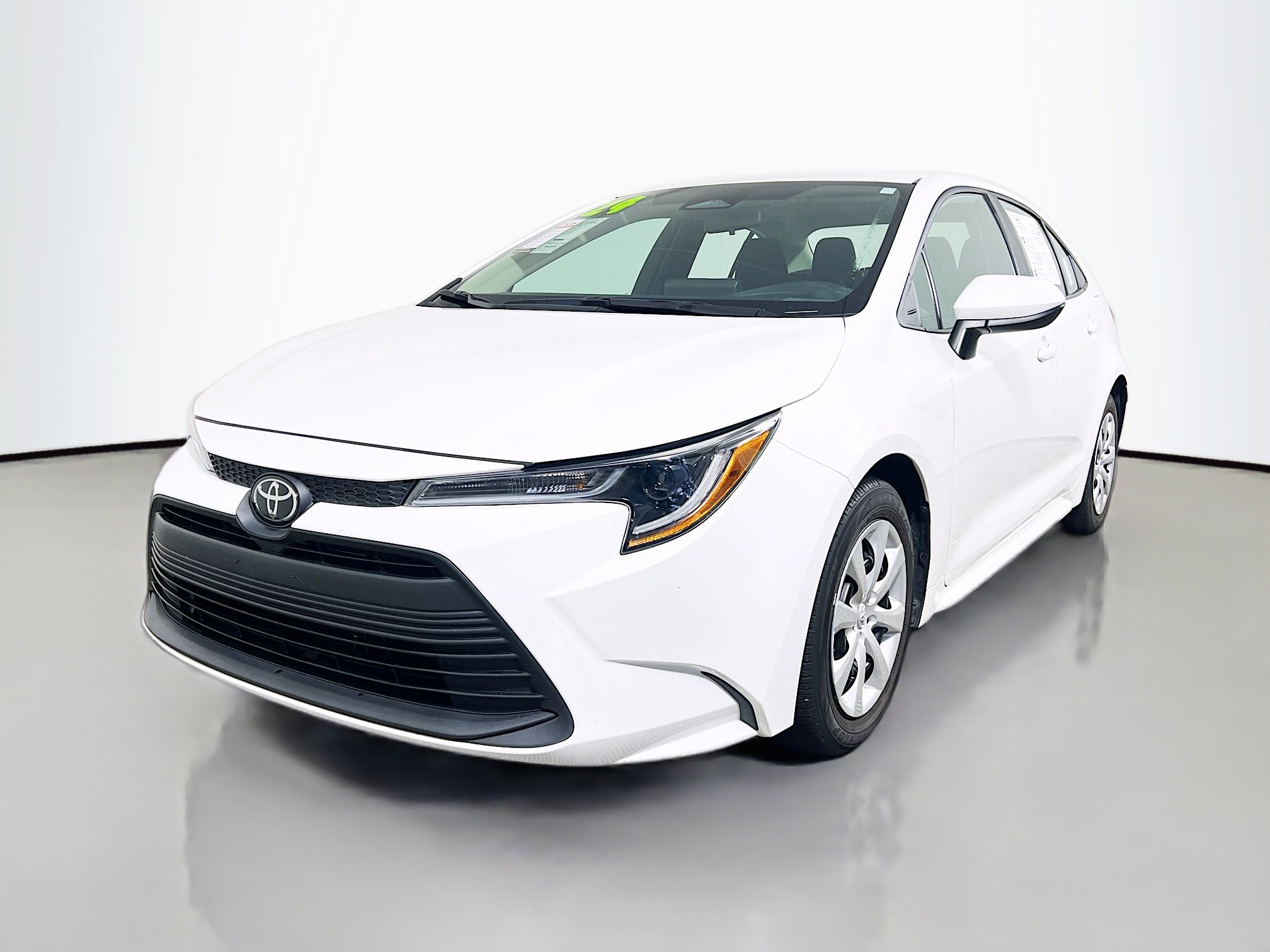 Used 2024 Toyota Corolla LE image 10