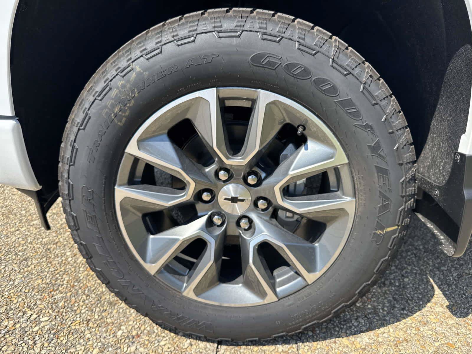 New 2026 Chevrolet Silverado 1500 RST AWD/4WD image 3
