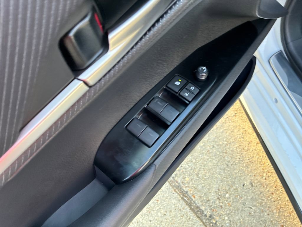 New 2026 Toyota Camry SE image 12