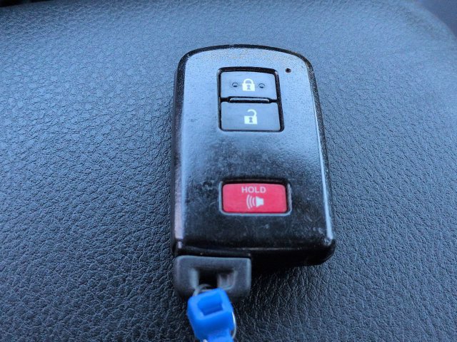 Used 2016 Toyota Tacoma TRD Sport w/ Towing Package RWD image 37