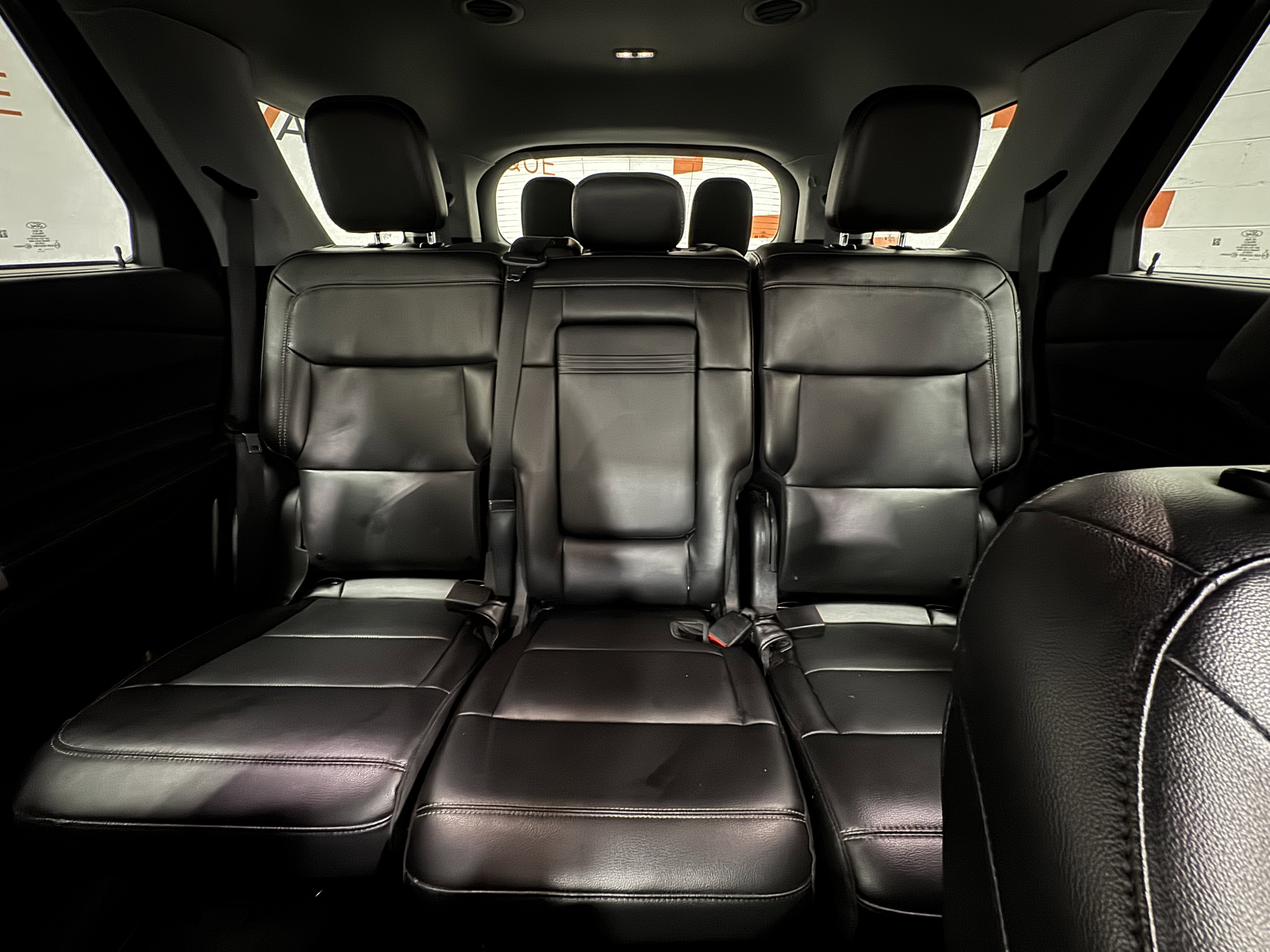 Used 2024 Ford Explorer Limited image 31