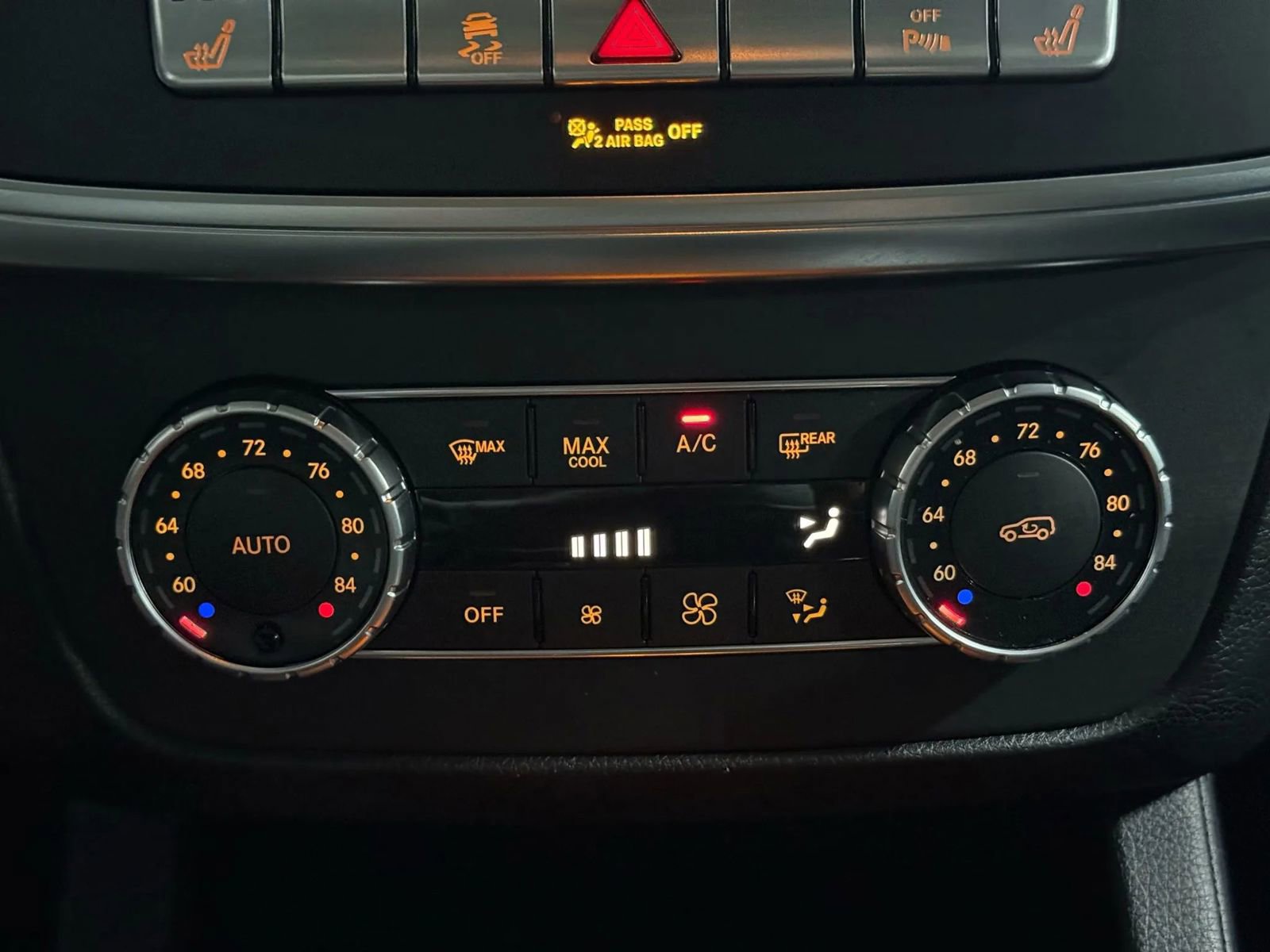 Used 2014 Mercedes-Benz GL 450 4MATIC image 35