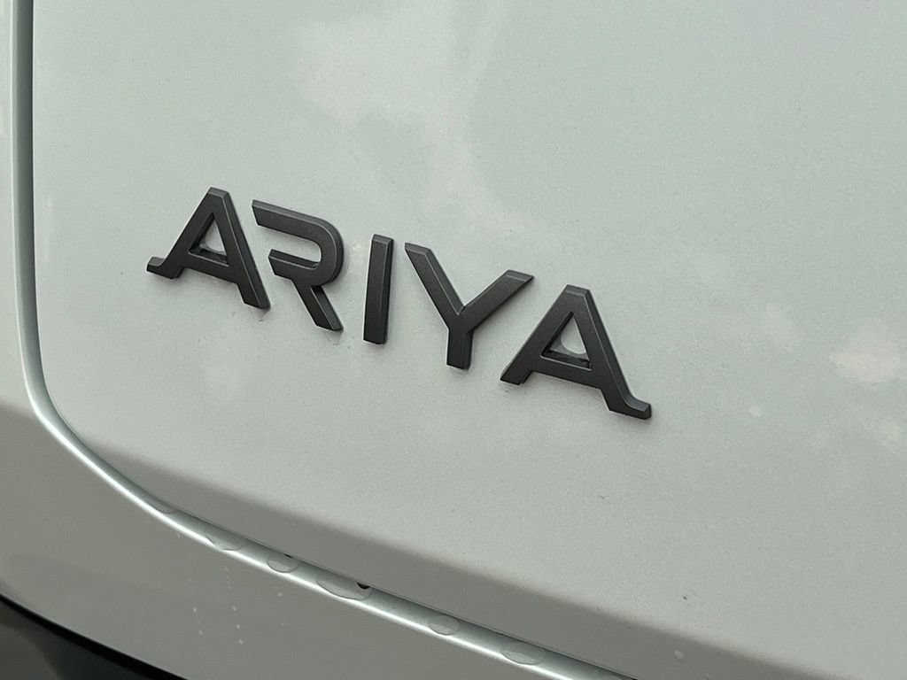 Certified 2023 Nissan Ariya AWD image 8