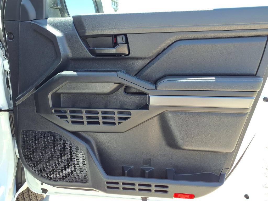 Used 2025 Toyota Tacoma SR5 RWD image 23