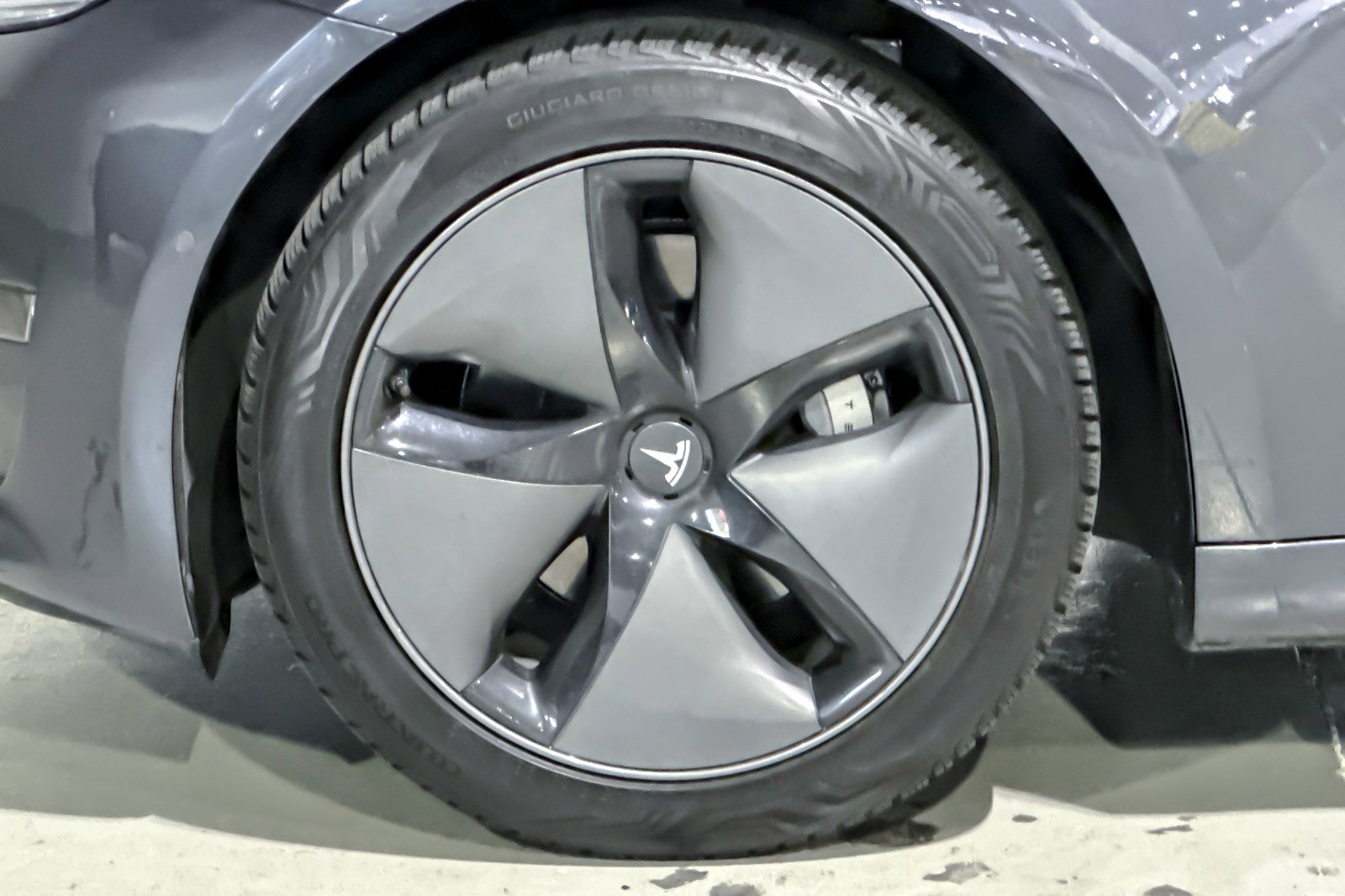 Used 2018 Tesla Model 3 Long Range RWD image 10