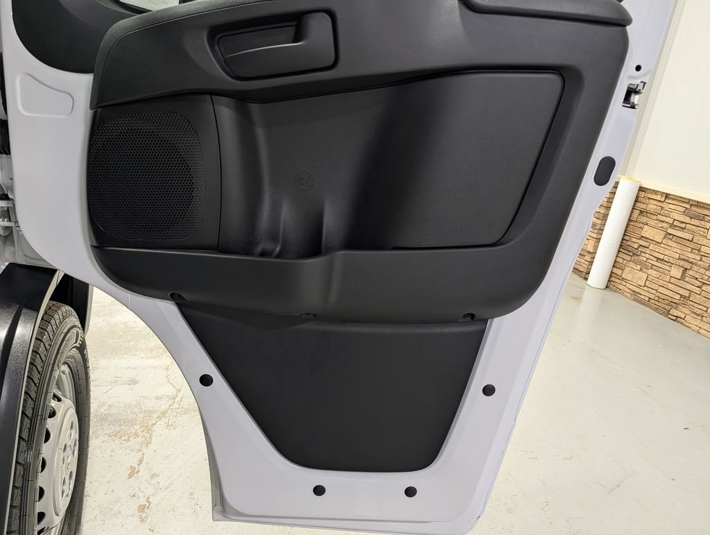 Used 2025 RAM ProMaster 1500 FWD image 30