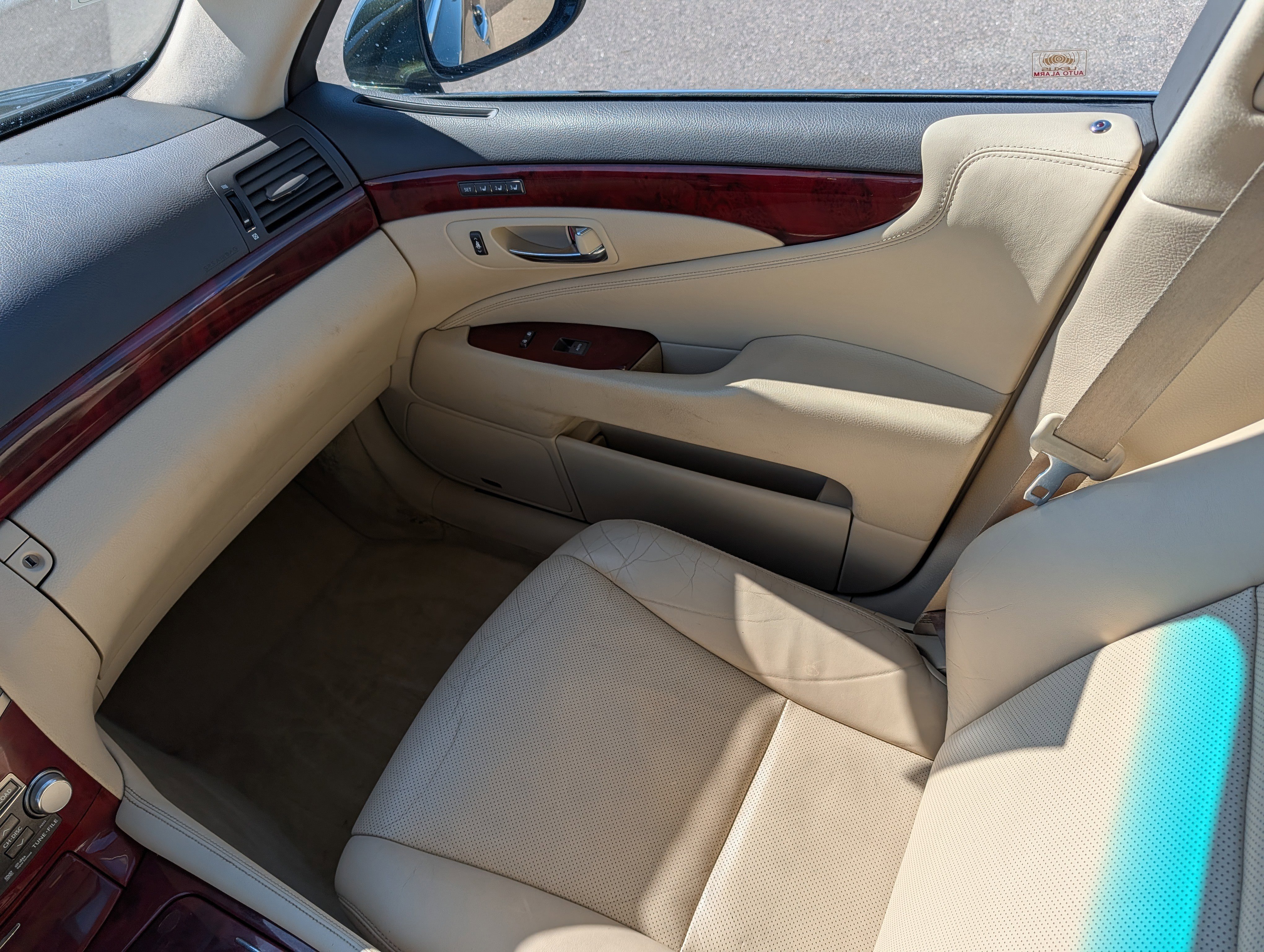 Used 2010 Lexus LS 460 AWD image 11