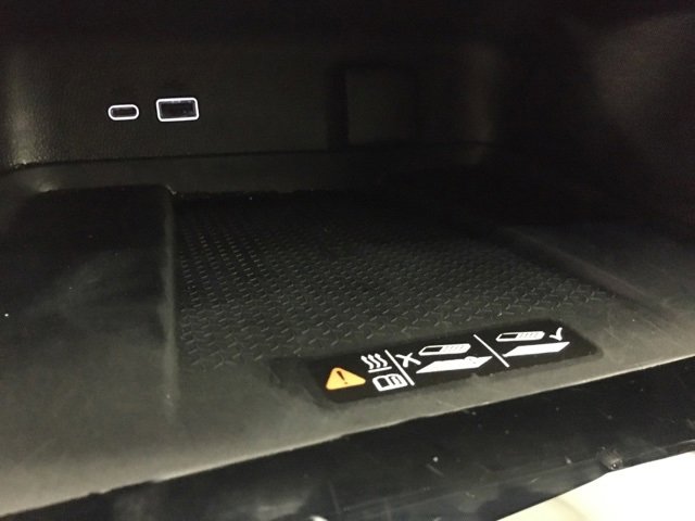 Used 2025 Chevrolet Traverse LT image 25