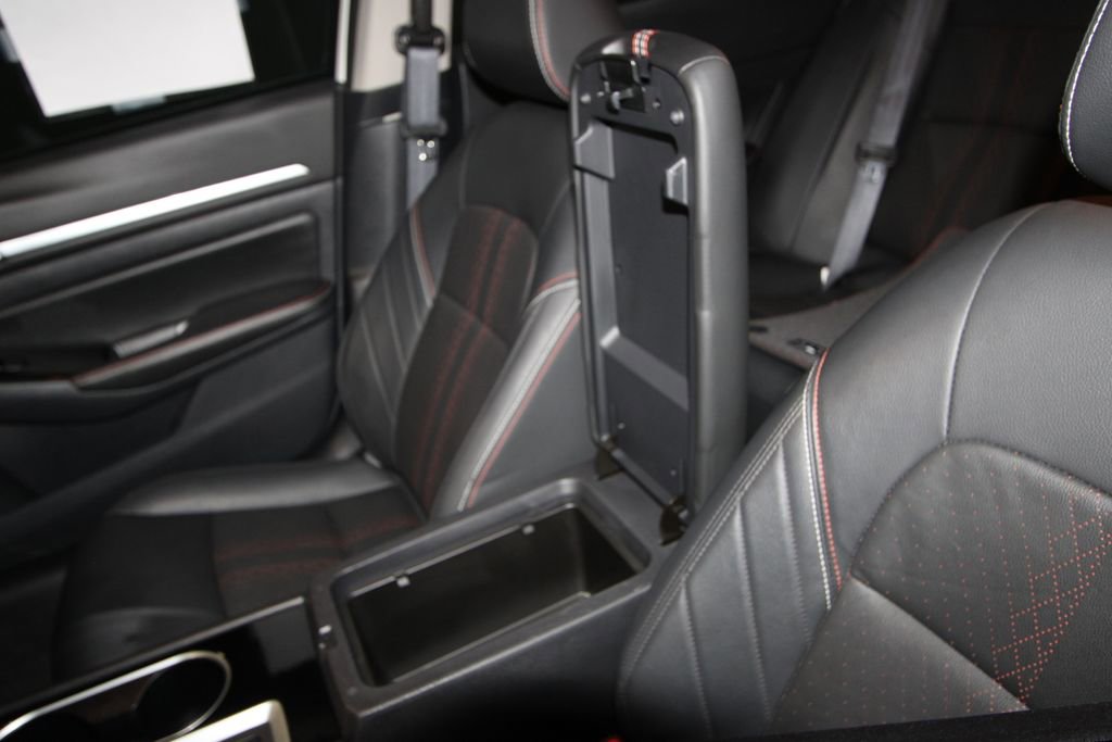 Used 2024 Nissan Altima 2.5 SR w/ SR Premium Package image 19