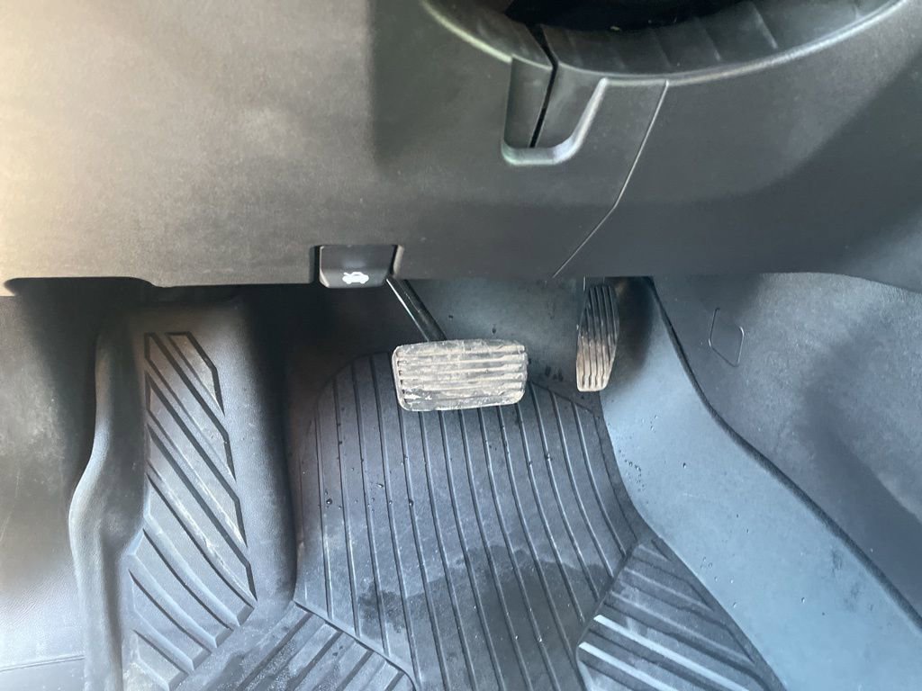 Used 2024 Chevrolet Silverado 1500 LT Trail Boss w/ Convenience Package II image 20