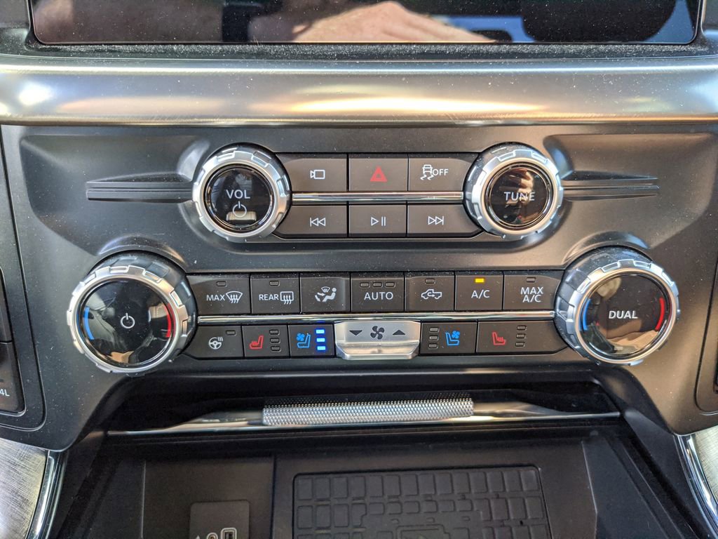 Certified 2025 Ford F150 King Ranch image 28