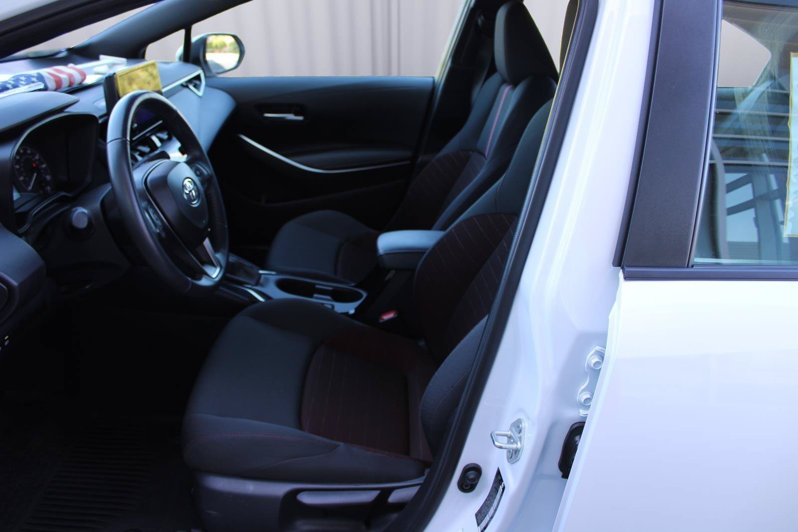 Certified 2024 Toyota Corolla SE w/ SE Convenience Package FWD image 34
