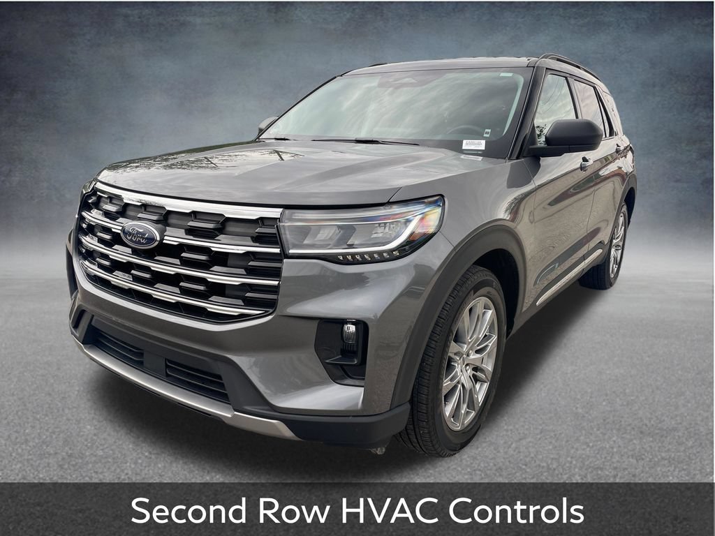 Used 2025 Ford Explorer Active w/ Active Comfort Package AWD/4WD image 4