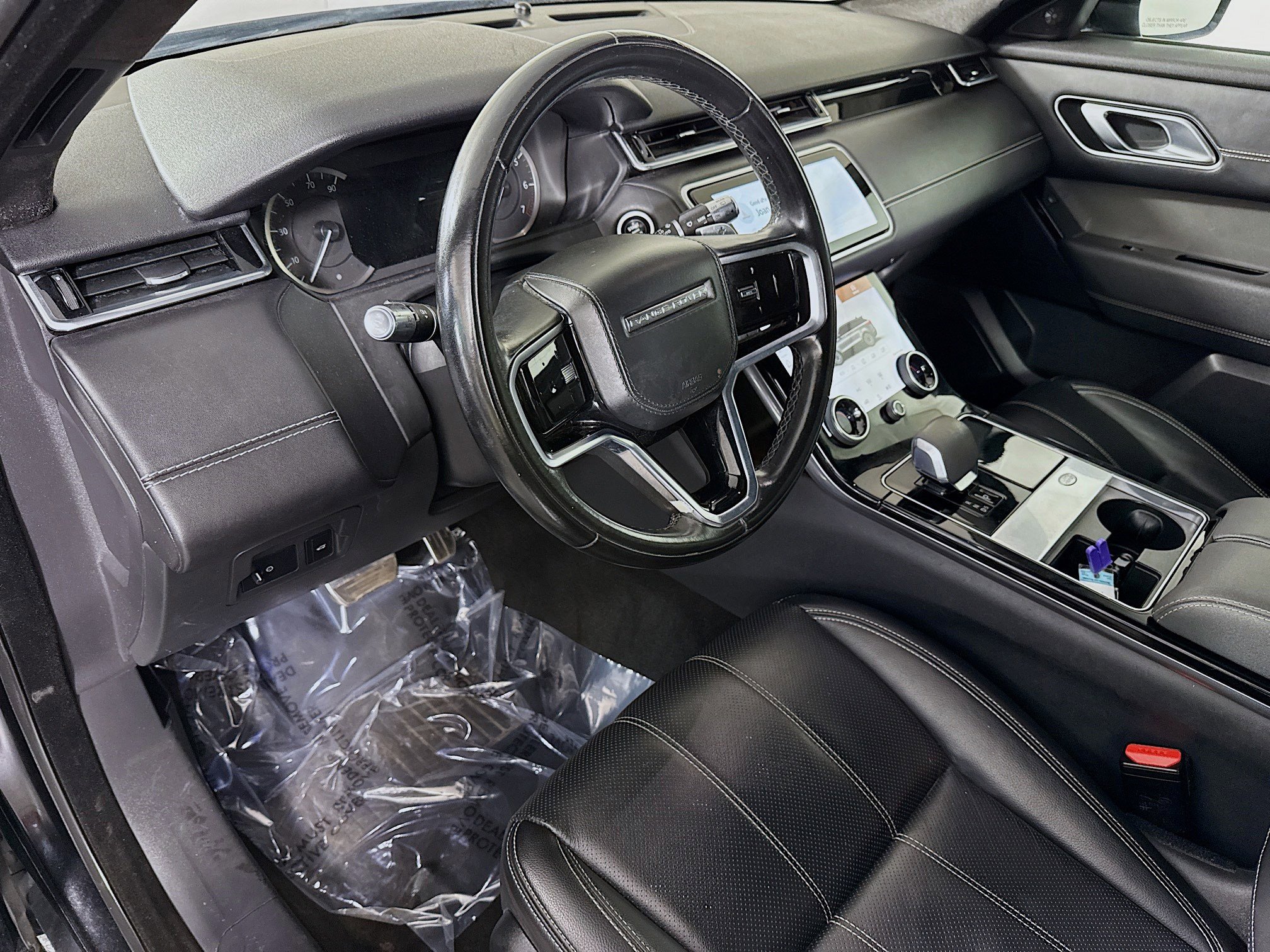 Used 2022 Land Rover Range Rover Velar S image 23