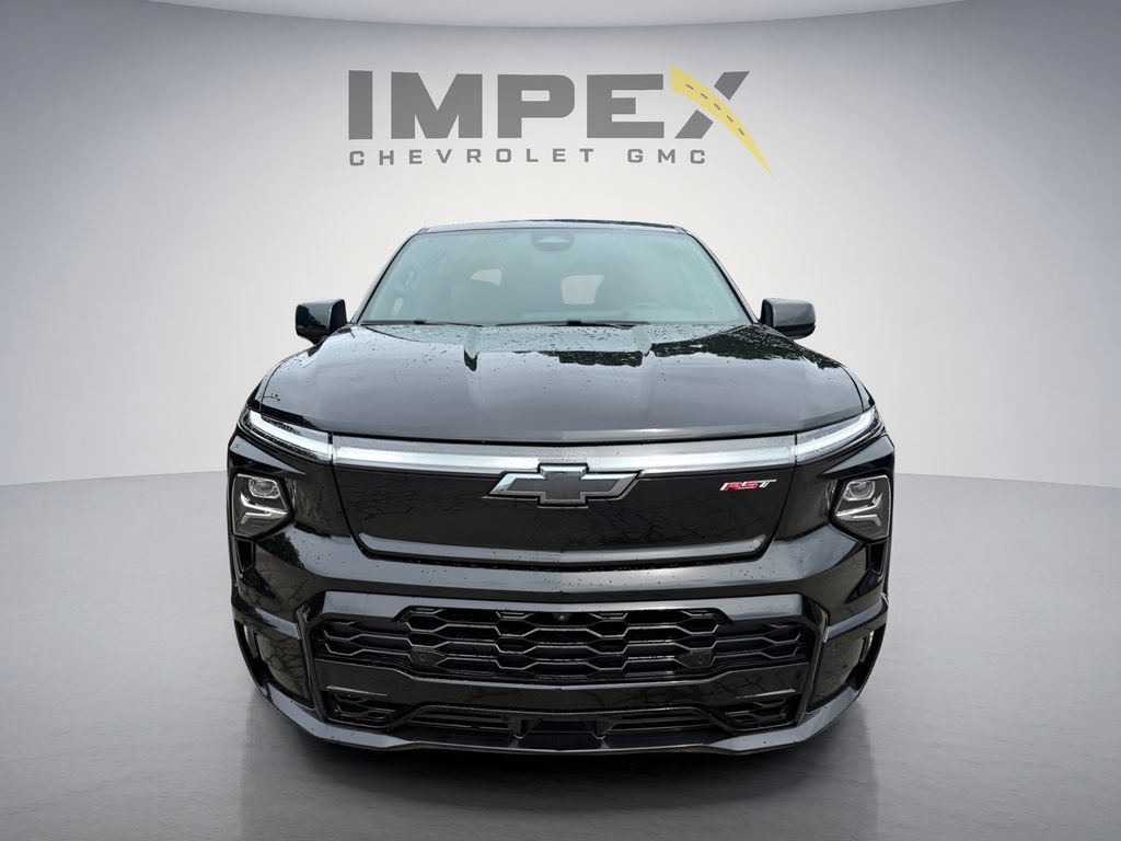 Used 2025 Chevrolet Silverado EV RST AWD/4WD image 8