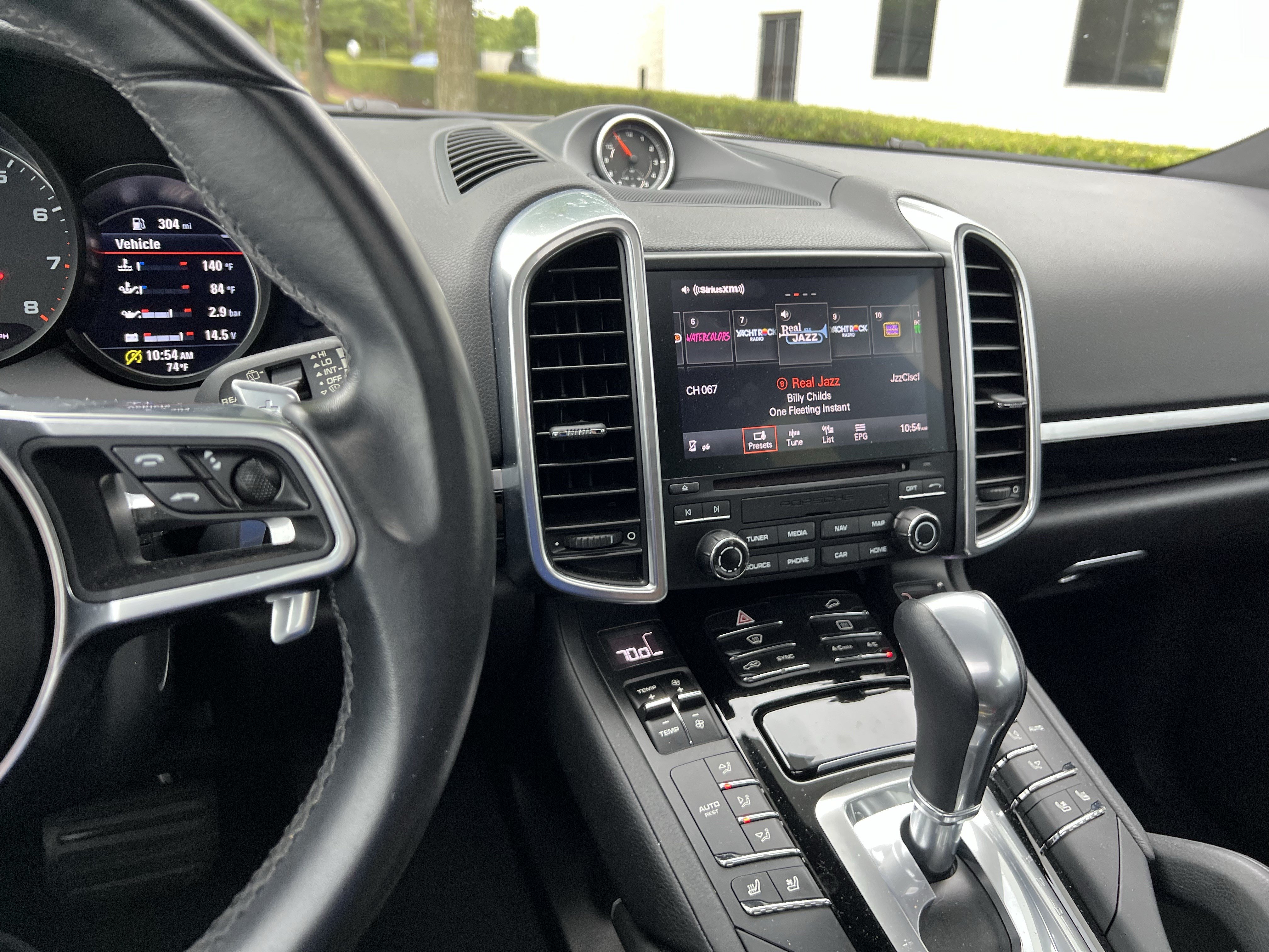 Used 2018 Porsche Cayenne Platinum Edition AWD/4WD image 31