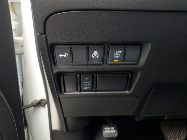 Used 2023 Nissan Armada SL w/ Cargo Package AWD/4WD image 17