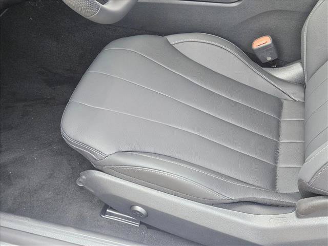 New 2026 Mercedes-Benz CLE 300 4MATIC Coupe image 4