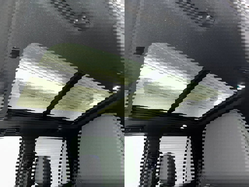 Certified 2024 Chevrolet Tahoe Z71 w/ Luxury Package image 7