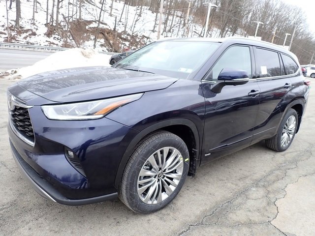 New 2026 Toyota Highlander Platinum image 8