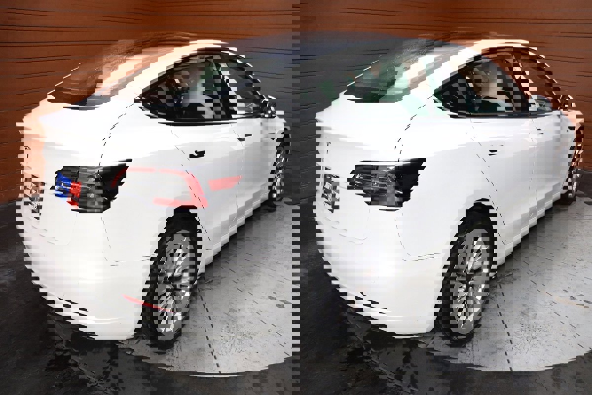 Used 2023 Tesla Model 3 Standard Range image 55