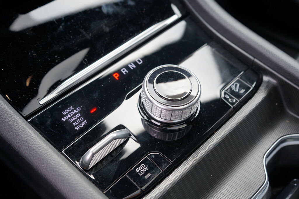 Used 2024 Jeep Grand Cherokee Limited 4xe w/ Trailer Tow Package image 20