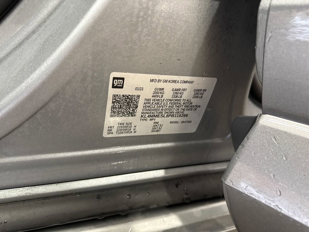 Used 2023 Buick Encore GX Select w/ Experience Buick Package image 17