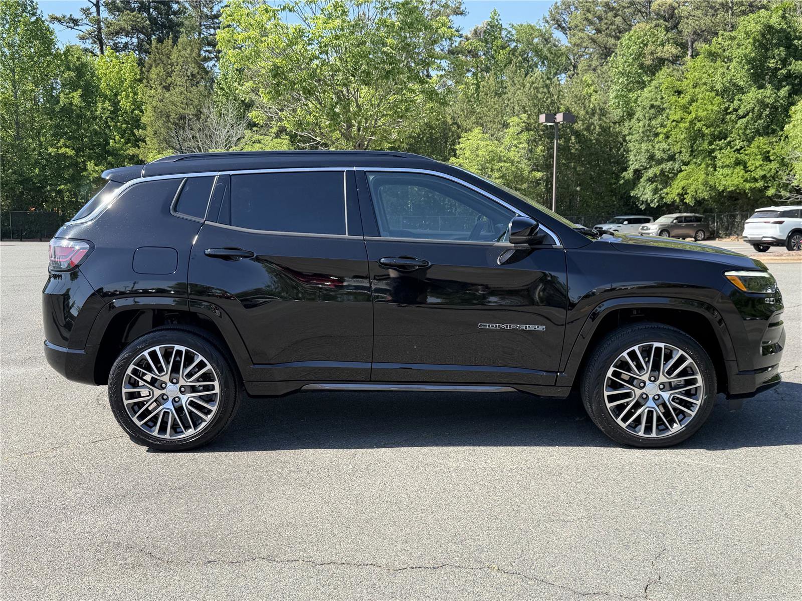 Used 2023 Jeep Compass Limited w/ Elite Group AWD/4WD image 30