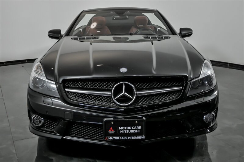 Used 2009 Mercedes-Benz SL 63 AMG image 4
