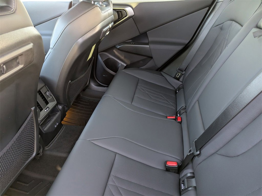 Certified 2025 BMW X3 xDrive30i w/ M Sport Package image 29