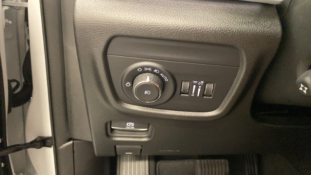 Used 2024 Jeep Grand Cherokee L Limited w/ Luxury Tech Group II AWD/4WD image 25