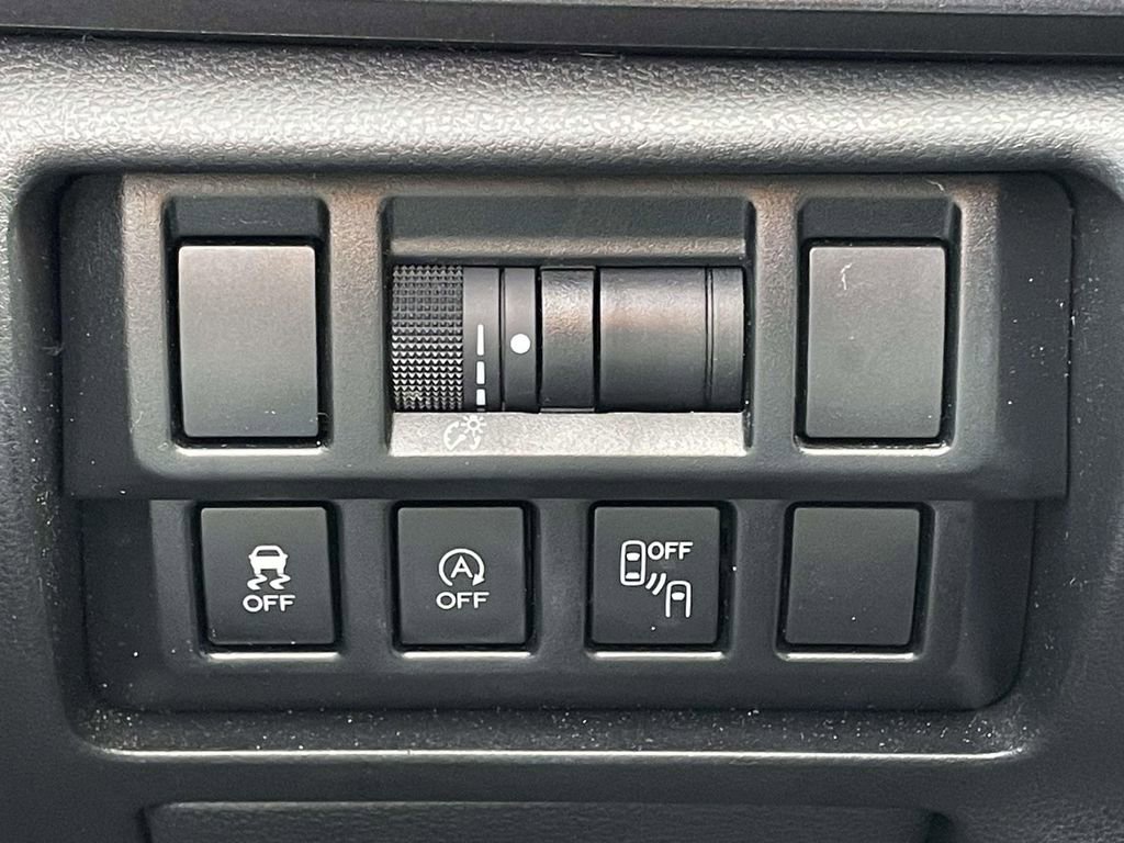 Used 2022 Subaru Crosstrek 2.5i Sport w/ Moonroof Package image 10