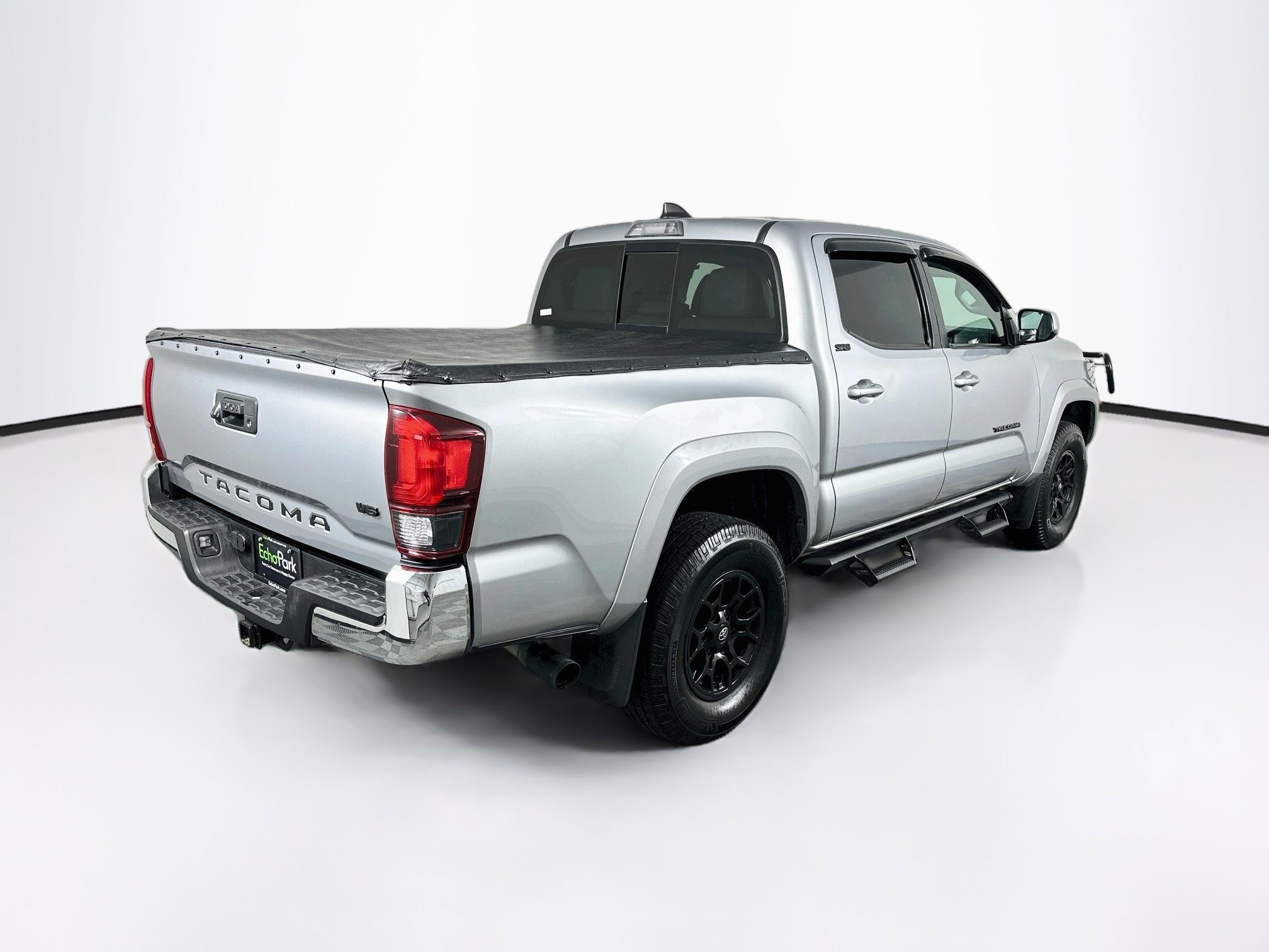 Used 2021 Toyota Tacoma SR5 RWD image 9