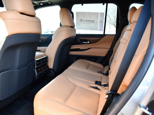 New 2026 Lexus LX 600 4WD w/ Luxury Package image 19