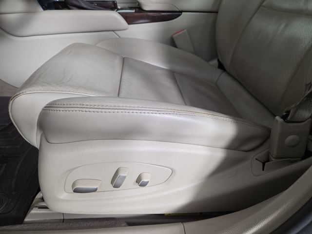 Used 2016 Cadillac XTS Luxury w/ Driver Awareness Package FWD image 30